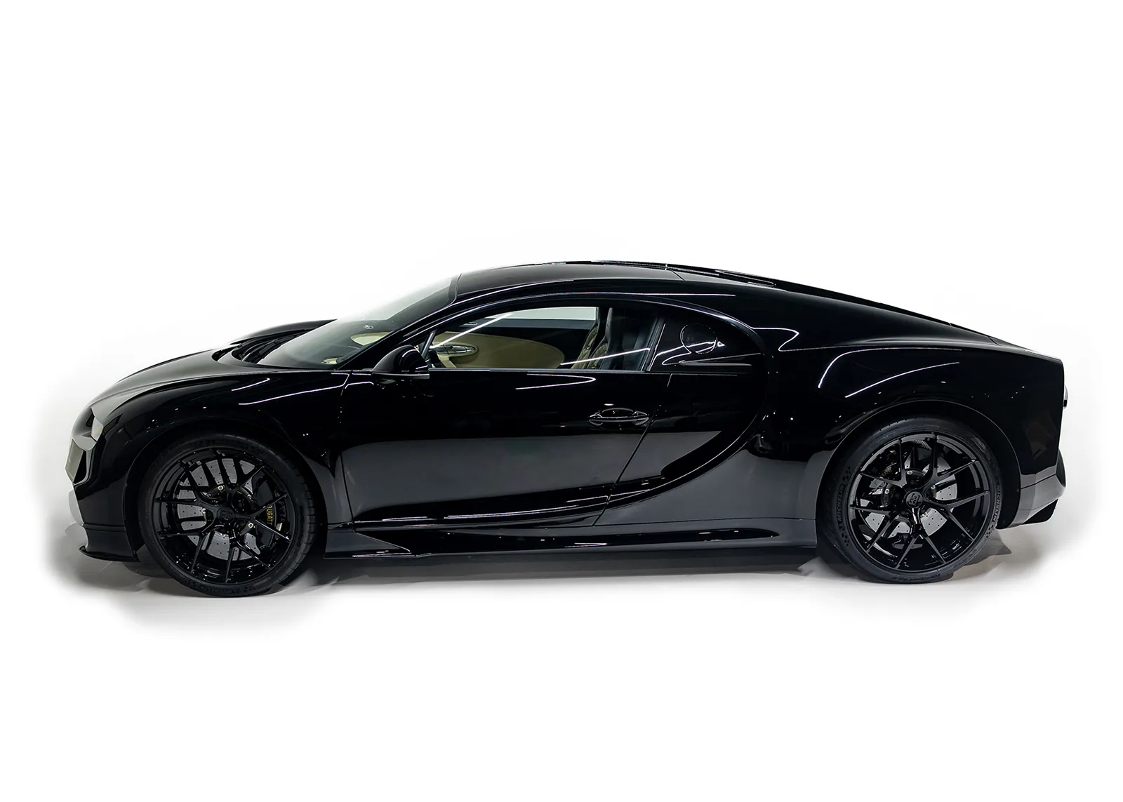 2018 Bugatti Chiron Sport, side profile